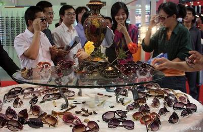 眼鏡店生意經 以專業服務與體驗創新驅動銷售增長